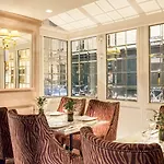 Hotel Splendide Royal Paris - Relais & Chateaux